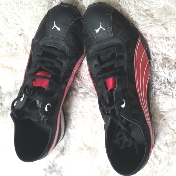 PUMA Men's Red and Black Cross-Training Shoes Size 8.5 - Picture 1 of 11